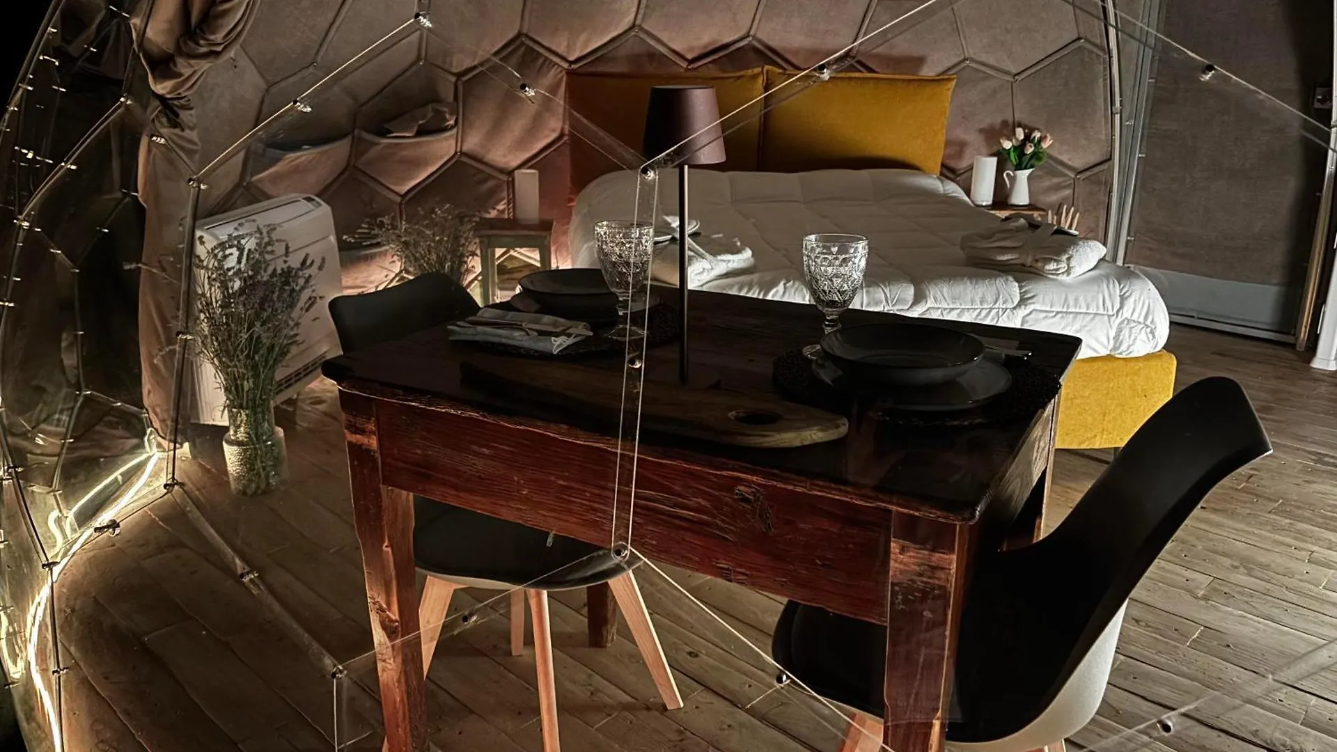 豪华帐篷 Bubble Room Experience Casteldelci